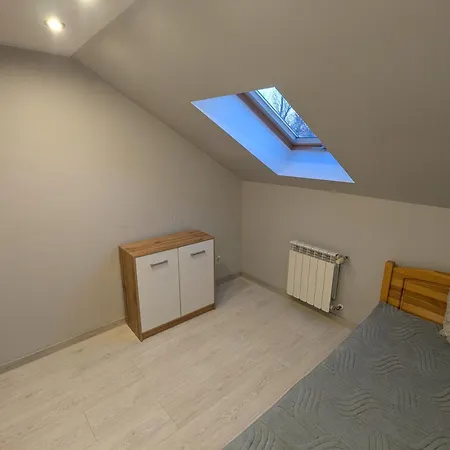 Nad Jeziorem Apartment